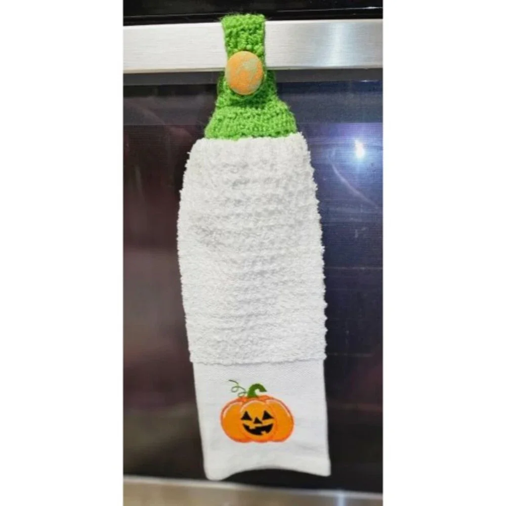 Halloween Crocheted Green Hanging Kitchen Hand Full Towel Pumpkin Vintage Button